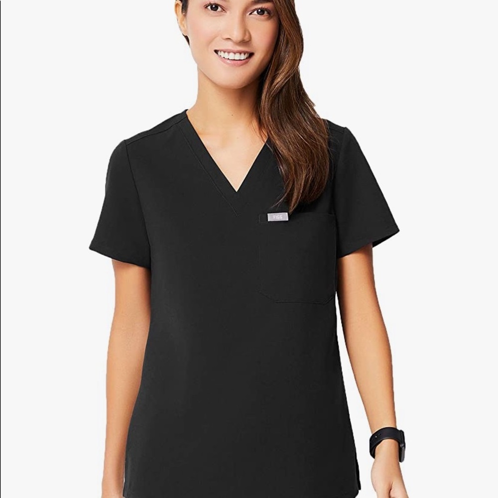 FIGS Catarina black scrub top, M